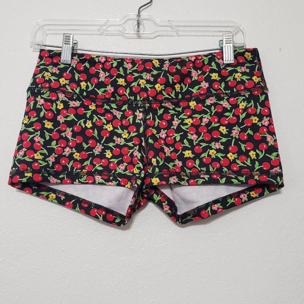 Fleo Cherries Short